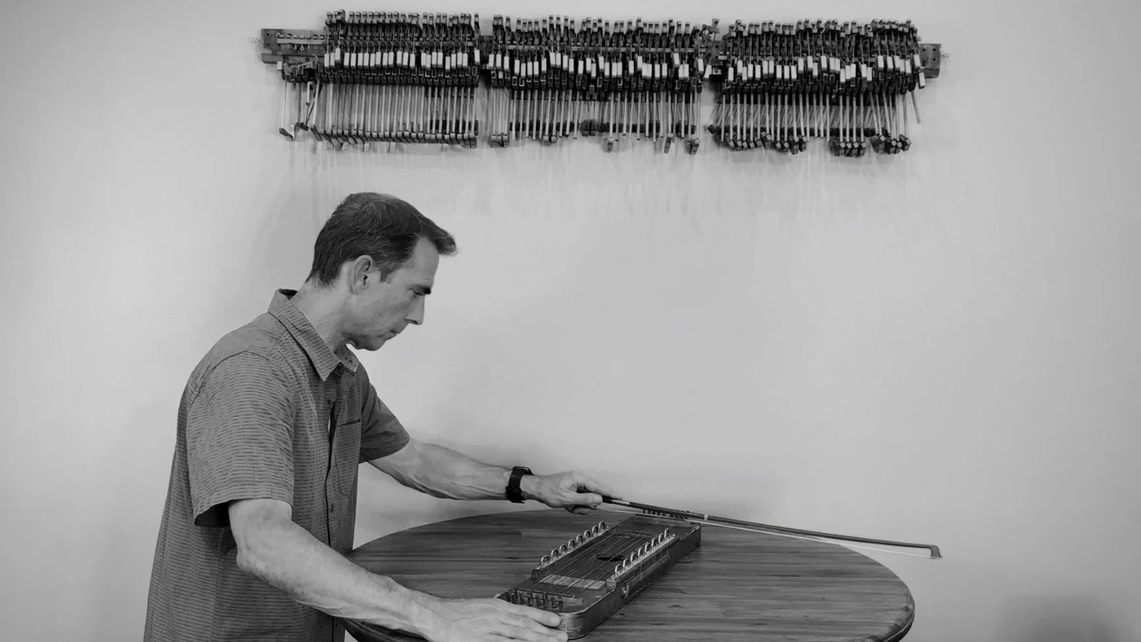 Ghost Ukelin - an antique stringed instrument sample library with